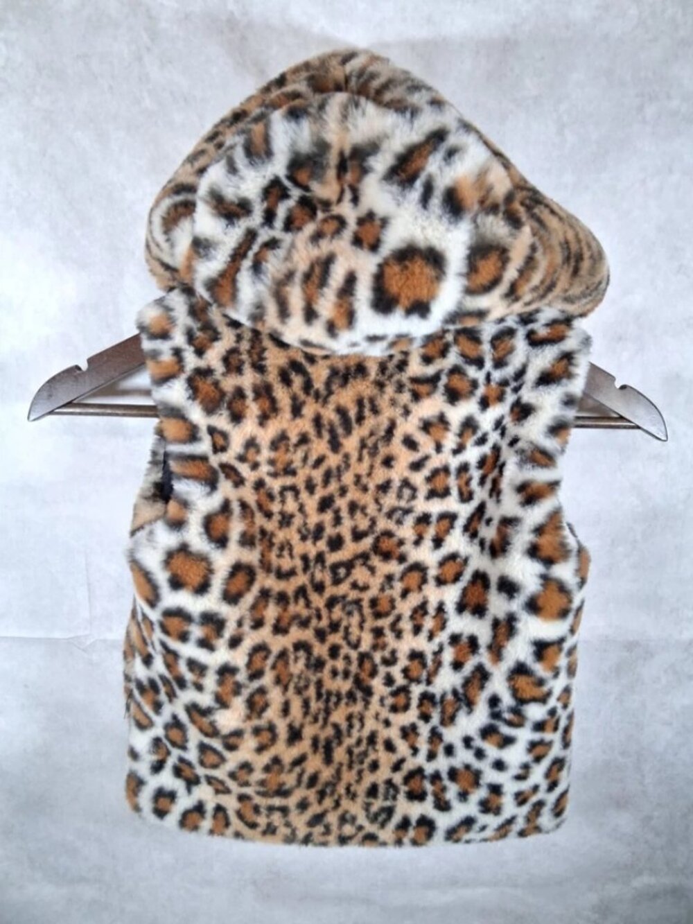 Cheetah Print Faux Fur Sleeveless Girls Coat – Size 5/6 (Forever 21)
